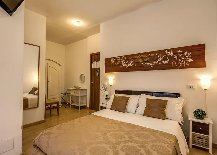 Konukevi Trastevere 4*