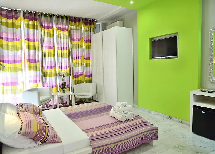 Trastevere Konukevi 4*