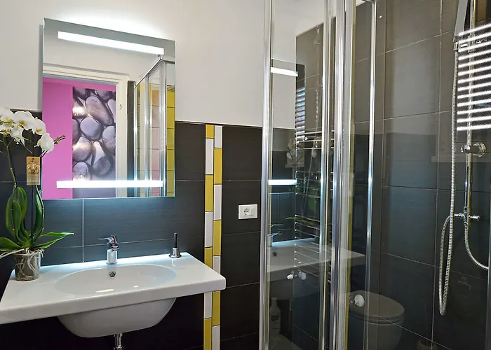 Trastevere Konukevi 4*