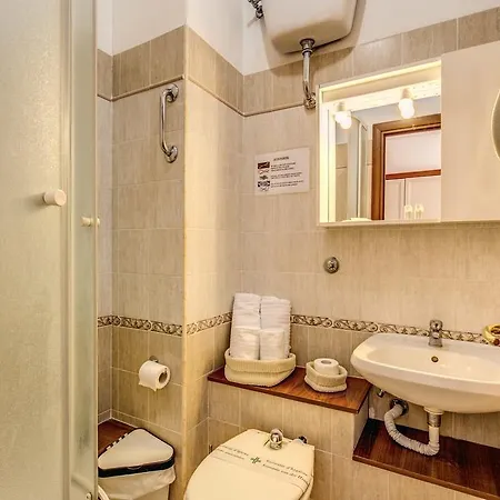 Trastevere 4*
